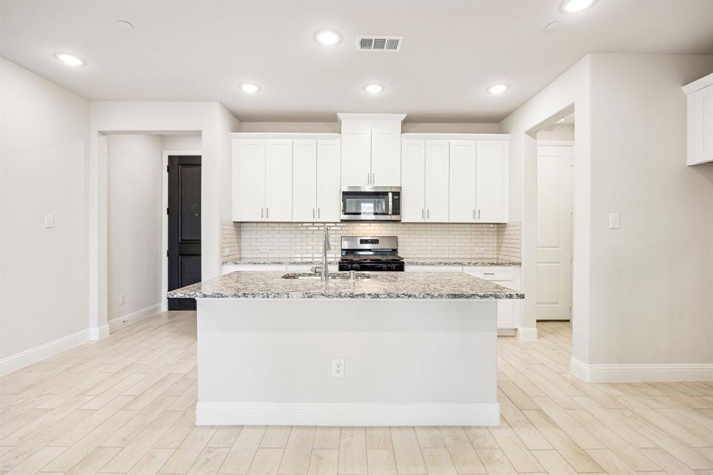 912 Heart Reef Rd, Plano, TX 75075 photo