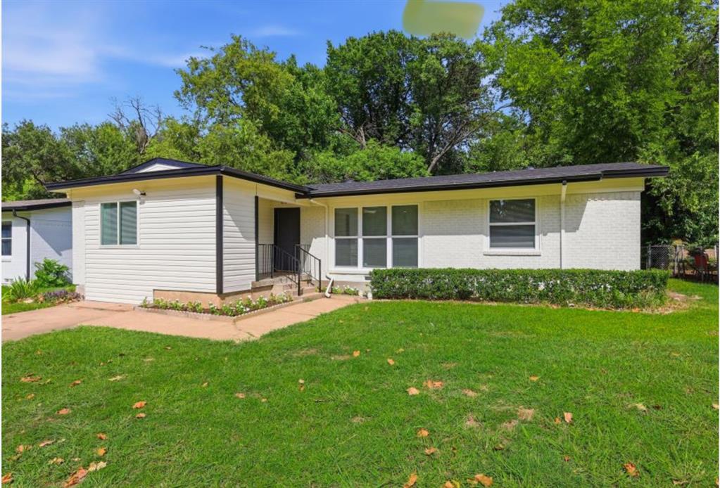 810 N Carrier Pkwy, Grand Prairie, TX 75050 photo