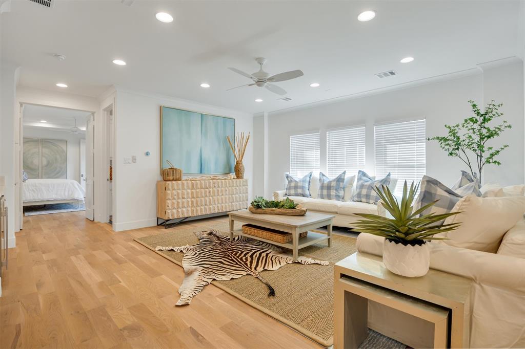 5552 Longview St, Dallas, TX 75206 photo