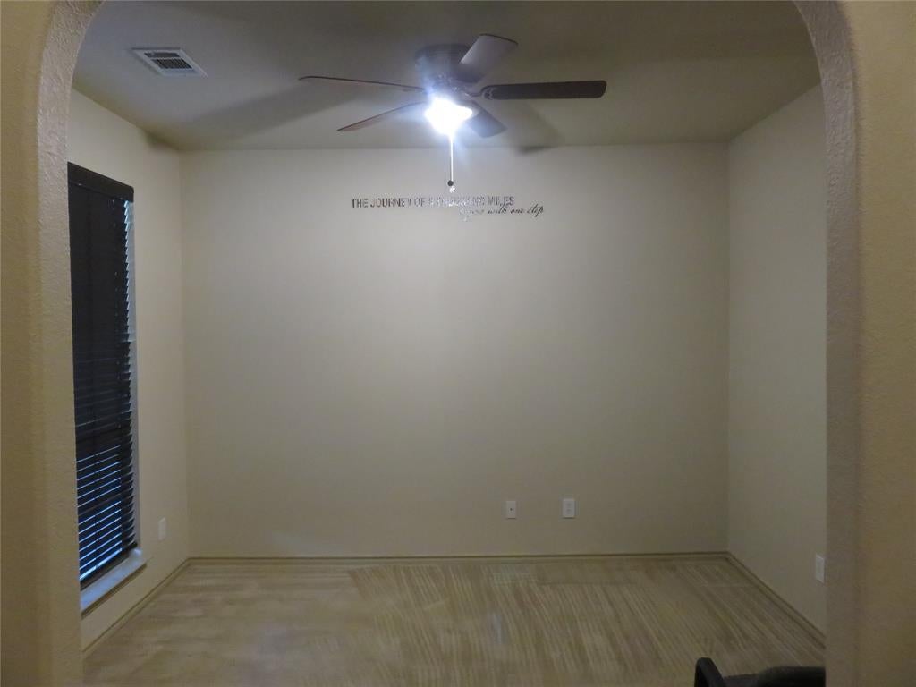 1122 Walter Stephenson Rd, Midlothian, TX 76065 photo