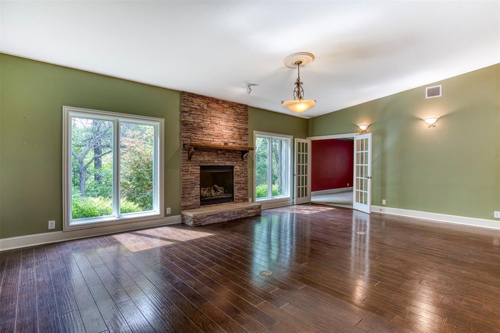 711 Pearl Cv, Oak Point, TX 75068 photo