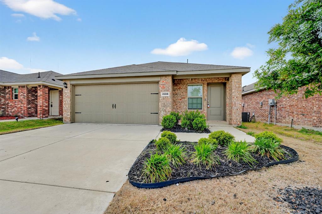 2108 Bailer Way, Royse City, TX 75189 photo