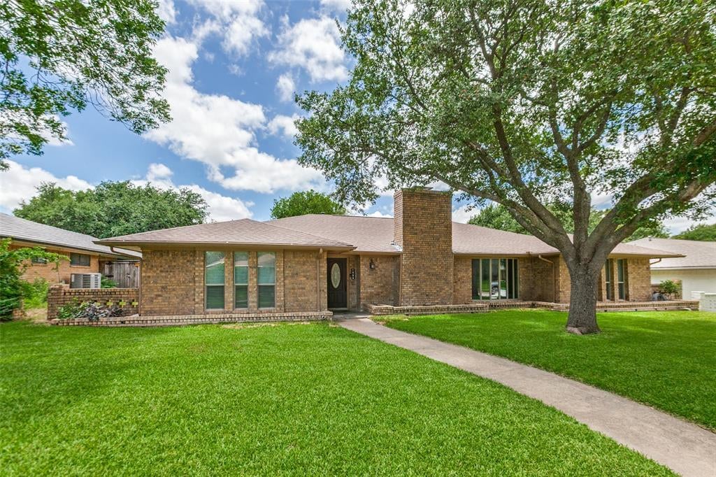 1908 Westridge Dr, Plano, TX 75075 photo
