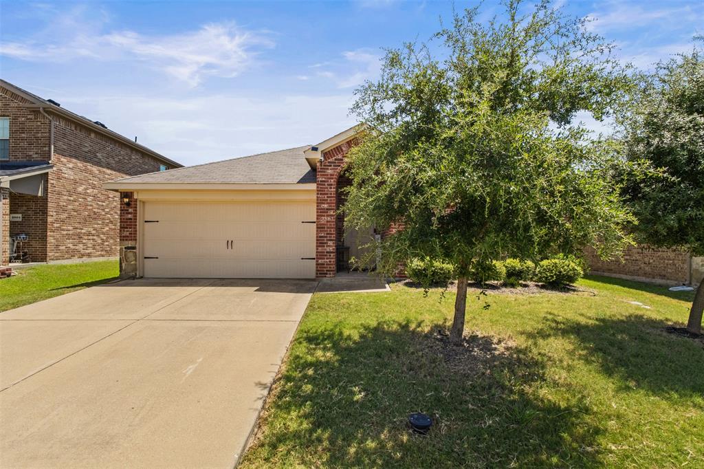2008 Brisbon St, Fate, TX 75189 photo