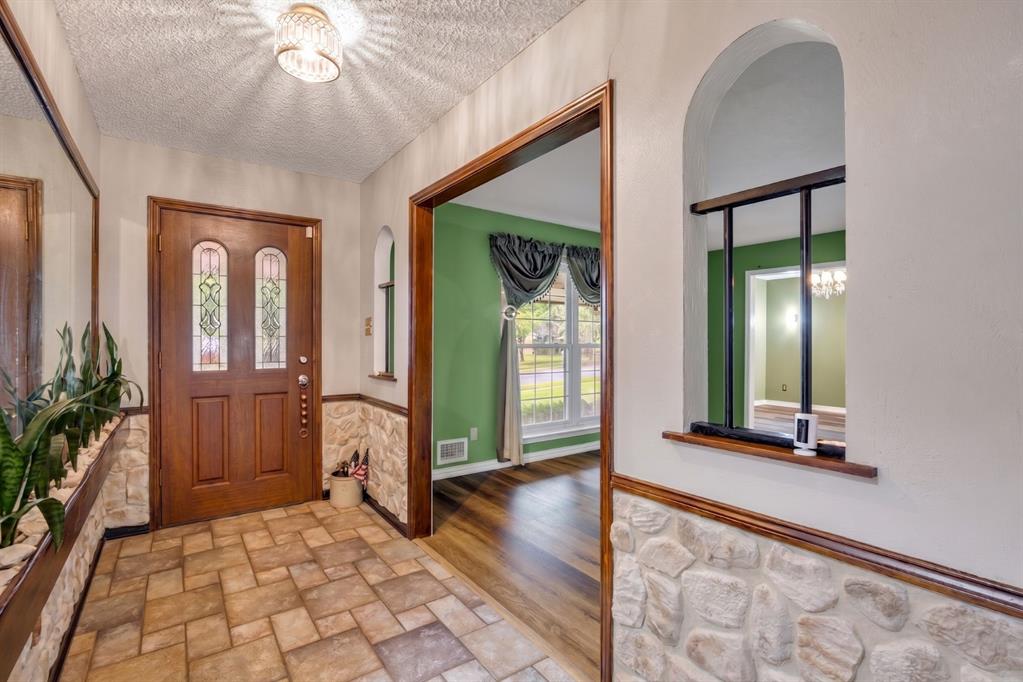 7959 Greenhollow Ln, Dallas, TX 75240 photo