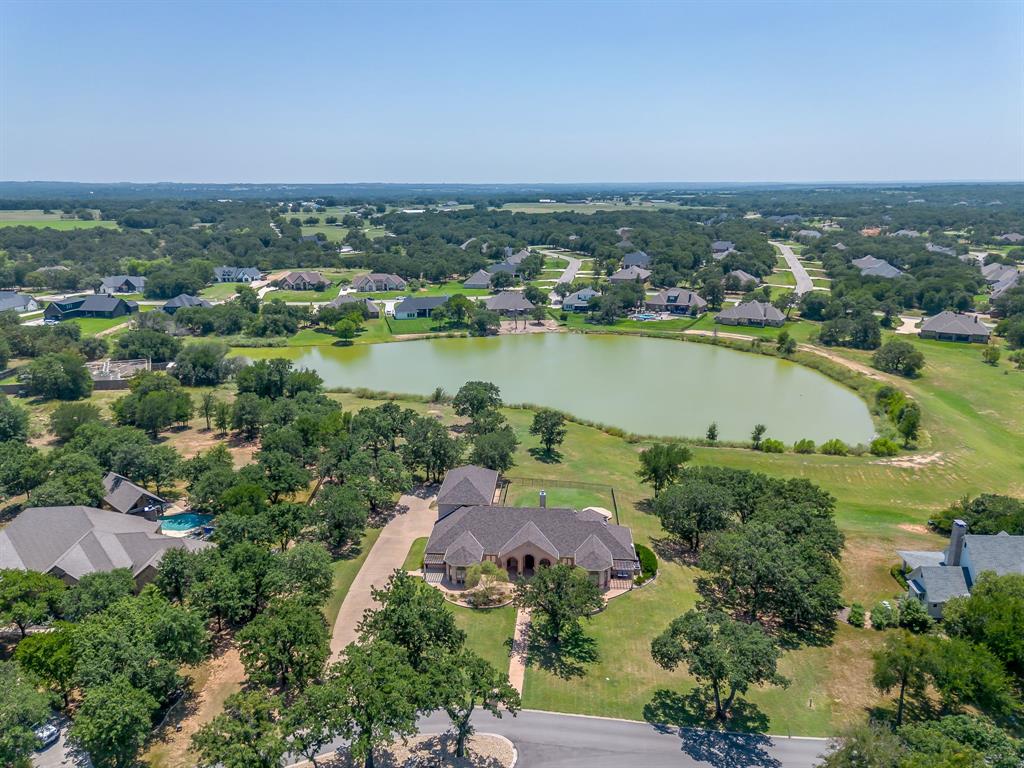 525 S Sugartree Dr, Lipan, TX 76462 photo