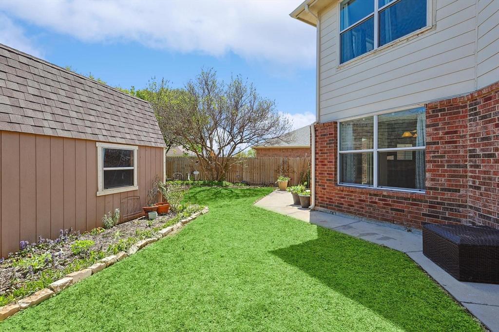 10740 Irish Glen Trl, Fort Worth, TX 76052 photo