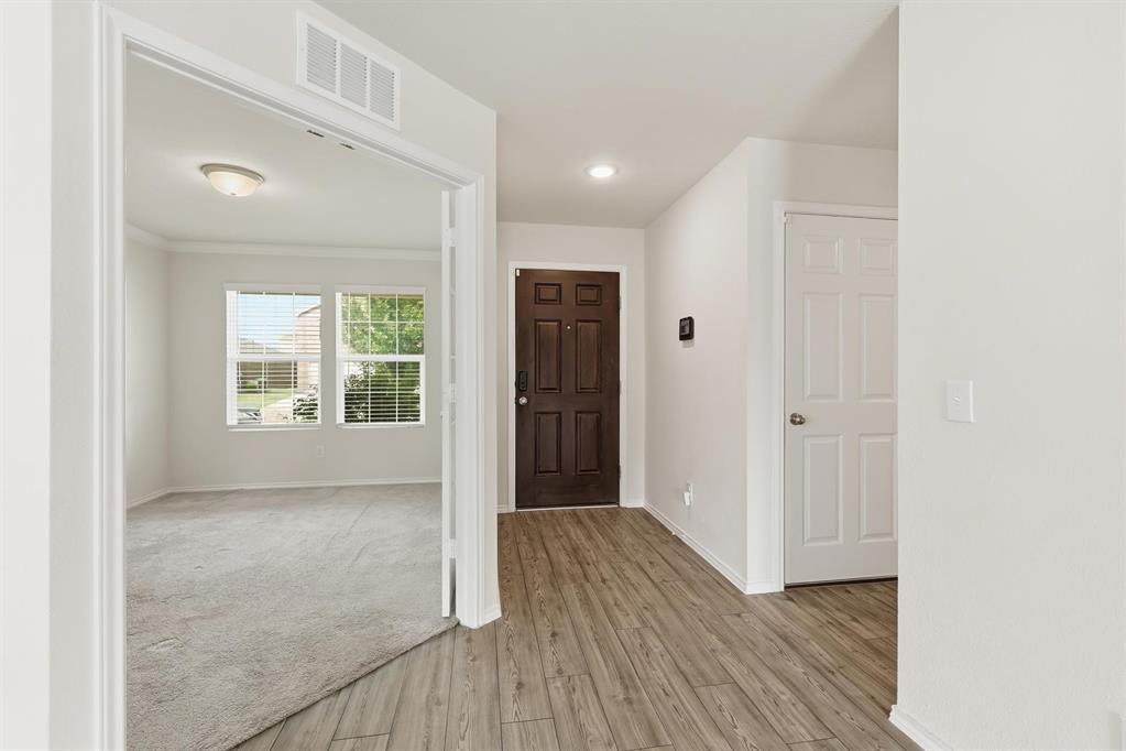 16036 Crews Ave, Haslet, TX 76052 photo