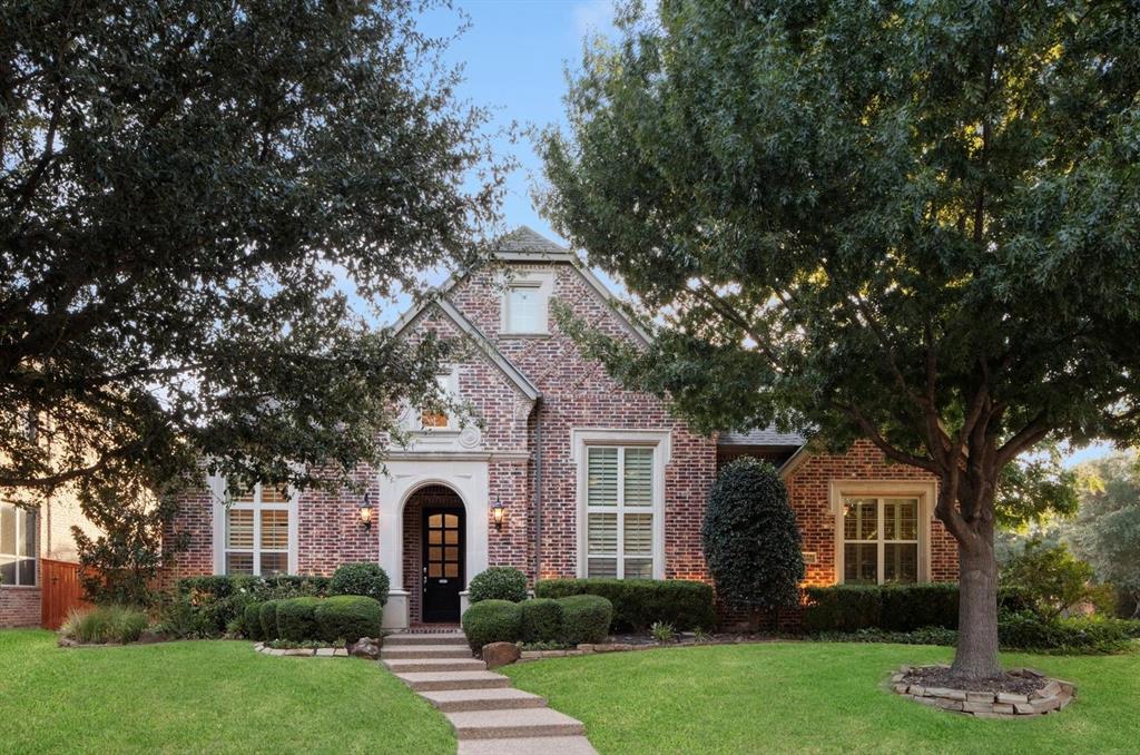 9114 Parson Dr, Lantana, TX 76226