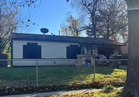 Single Family Residence in Shreveport LA 3413 Pleasant Drive.jpg