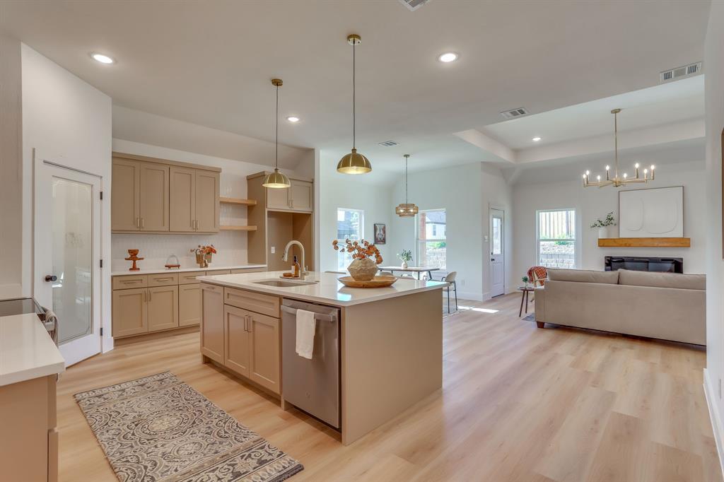 5229 Humbert Ave, Fort Worth, TX 76107 photo