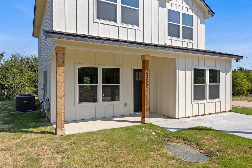 5660 Lone Star Cir, Granbury, TX 76048 photo