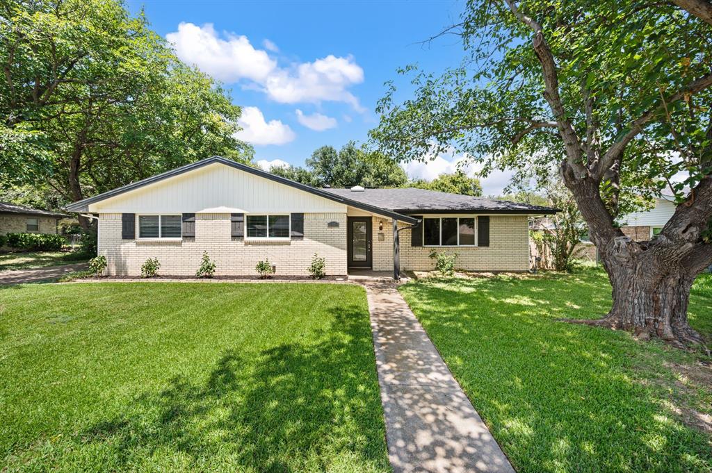 6517 Jameson St, Richland Hills, TX 76118