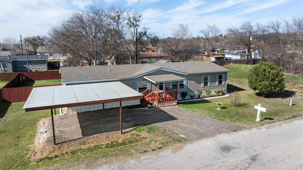 900 Flamingo Rd, Granbury, TX 76049 photo