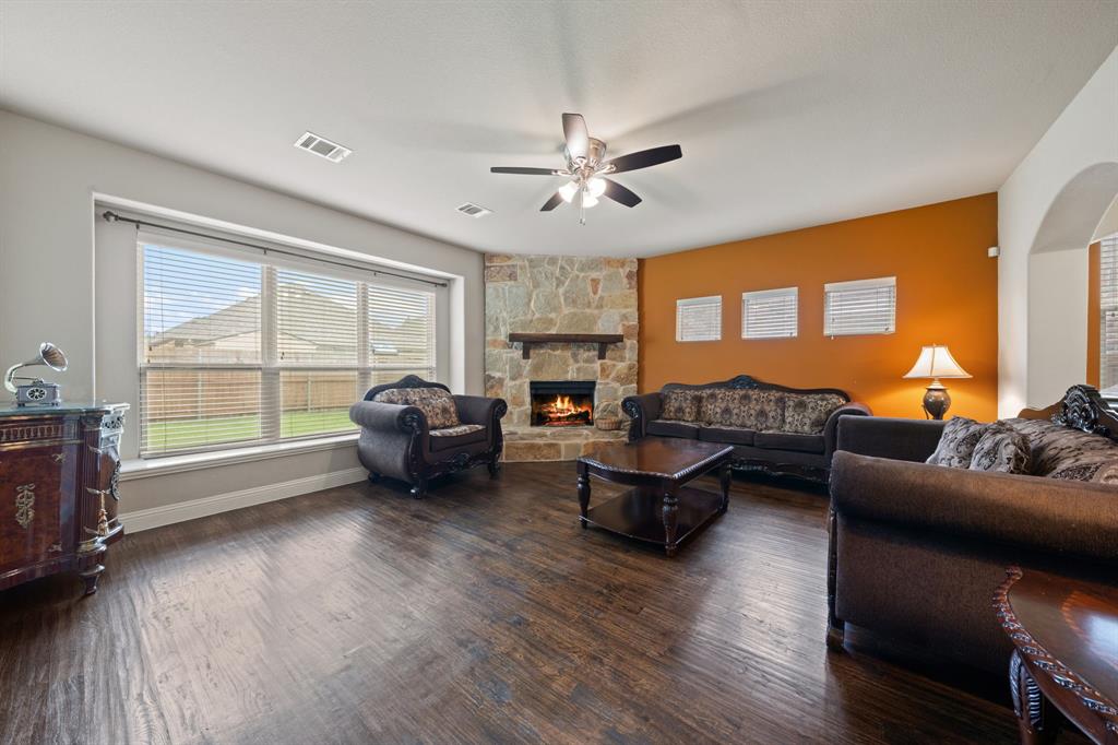 1624 Zebra Finch Dr, Little Elm, TX 75068 photo