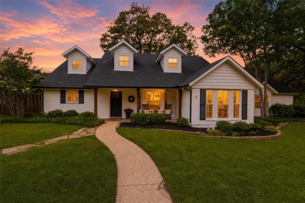 8948 David Fort Rd, Argyle, TX 76226