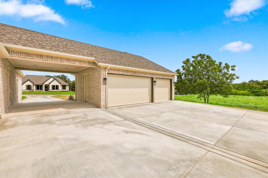 1005 Andy Ranch Ct, Azle, TX 76020 photo