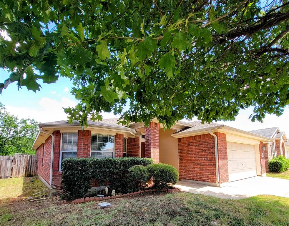 8033 Summer Stream Dr, Fort Worth, TX 76134 photo