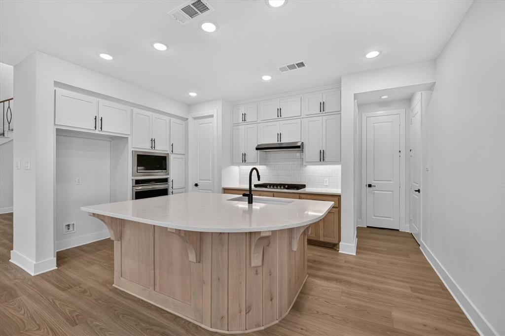 2713 Santa Monica Mews, Celina, TX 75009 photo