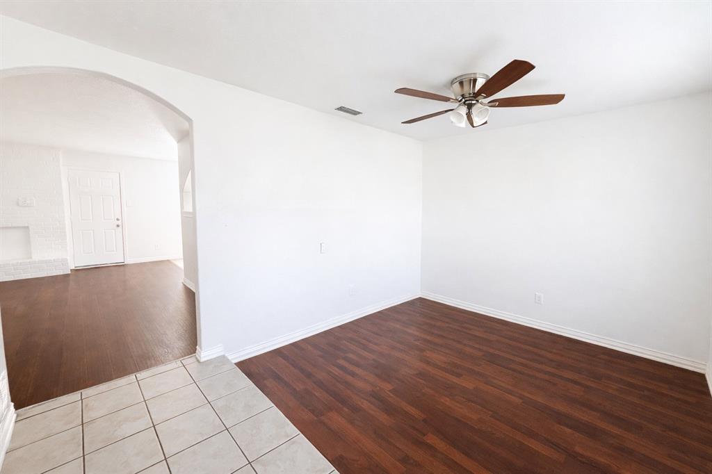 805 Brookshire Cir, Garland, TX 75043 photo