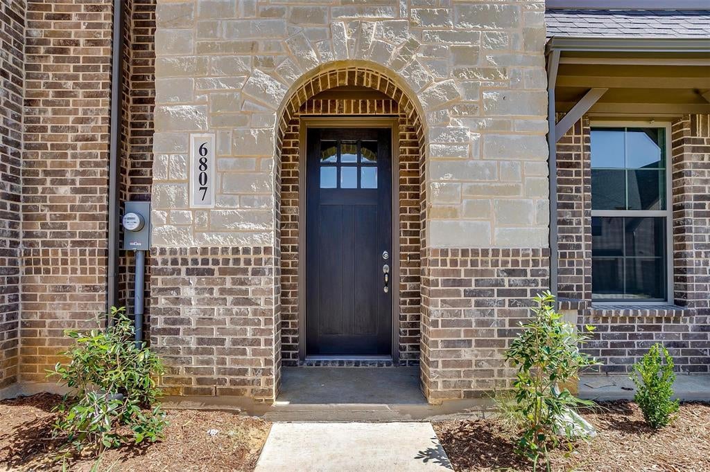 6914 Houndstooth Pl, Arlington, TX 76001 photo