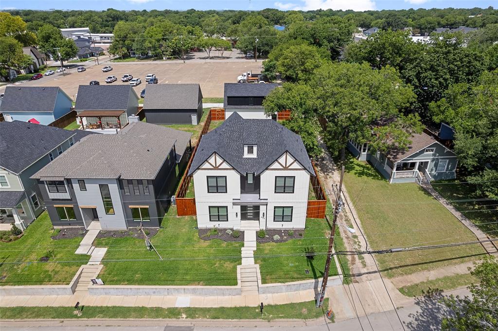 409 N Rogers St, Waxahachie, TX 75165 photo