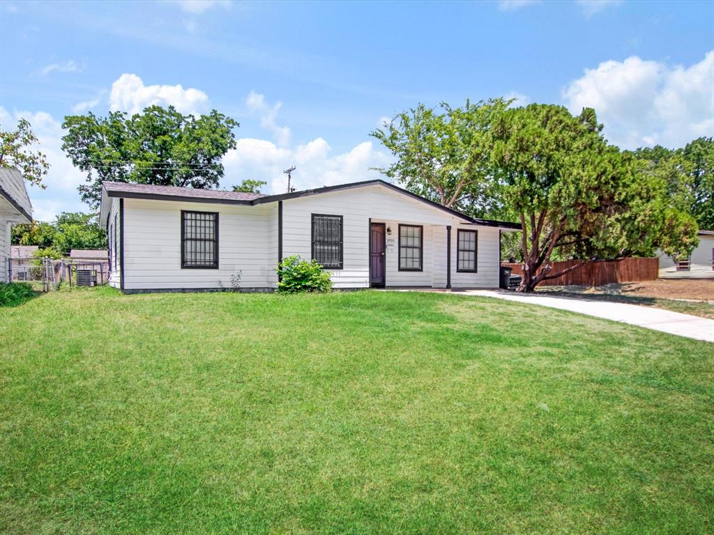 3700 Griggs Ave, Fort Worth, TX 76119