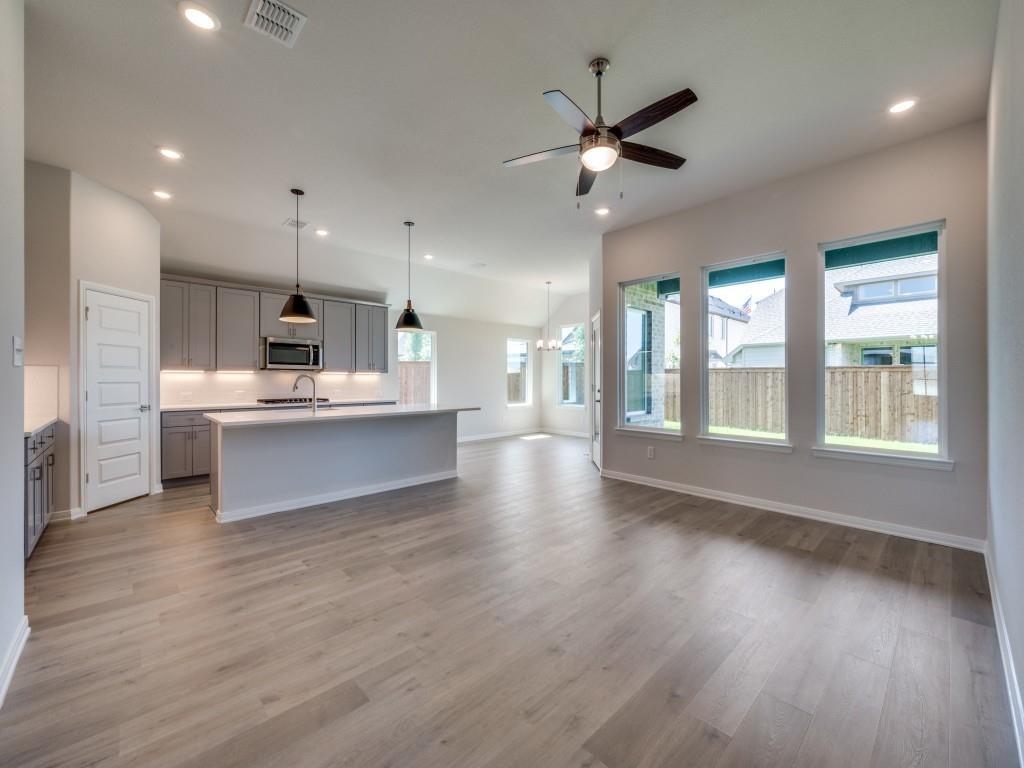 14561 Helena St, Pilot Point, TX 75009 photo