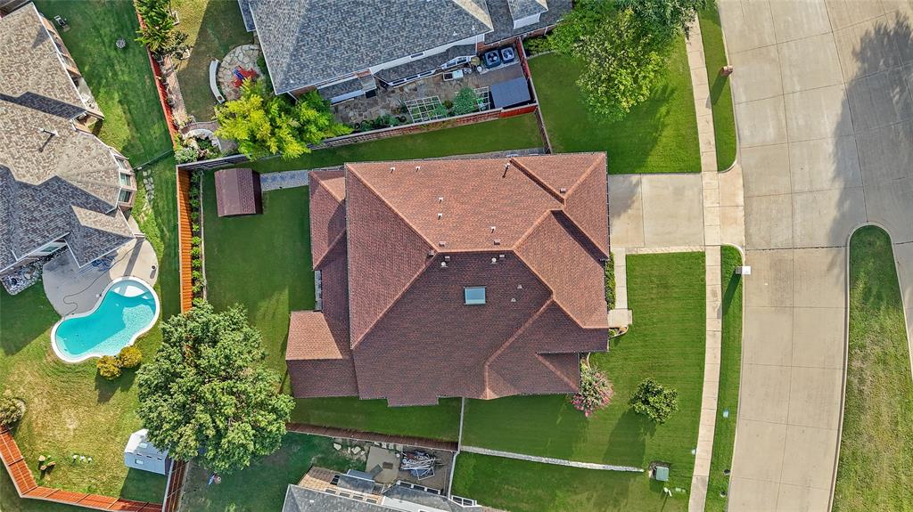 663 E Sandra Ln, Grand Prairie, TX 75052 photo