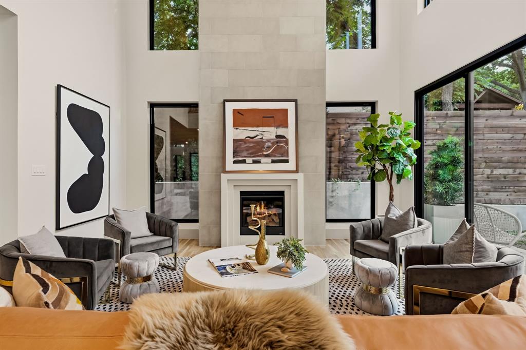 6984 Santa Barbara Dr, Dallas, TX 75214 photo