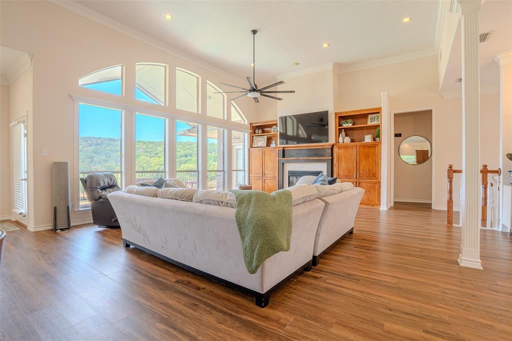 9210 Ravenswood Rd, Granbury, TX 76049 photo