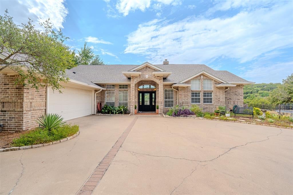 9210 Ravenswood Rd, Granbury, TX 76049 photo