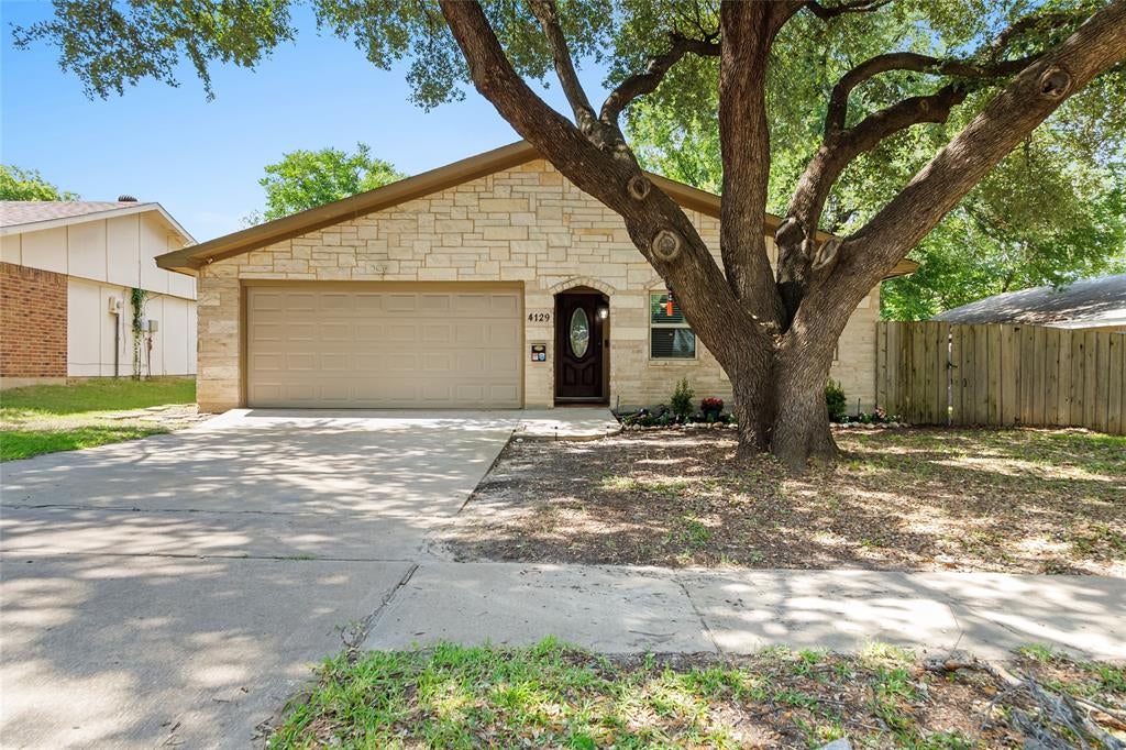 4129 Salem Dr, Garland, TX 75043 photo