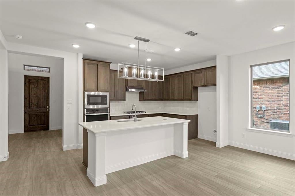 1443 Canadian Ln, Van Alstyne, TX 75495 photo
