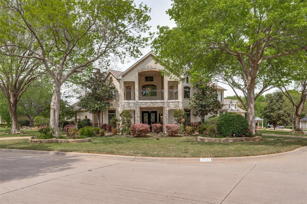 2032 Cains Ln, Mansfield, TX 76063