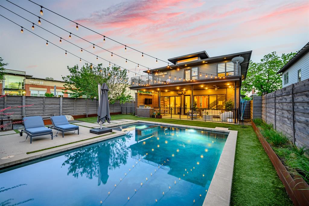 5645 Vickery Blvd, Dallas, TX 75206