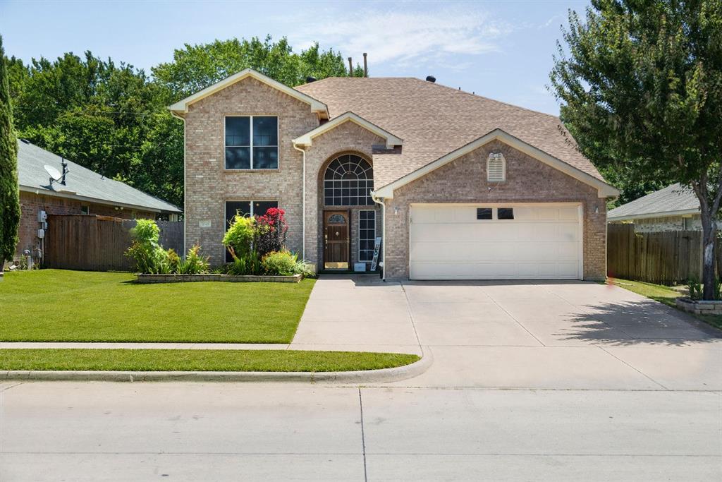 3348 Autumn View Dr, Grand Prairie, TX 75050