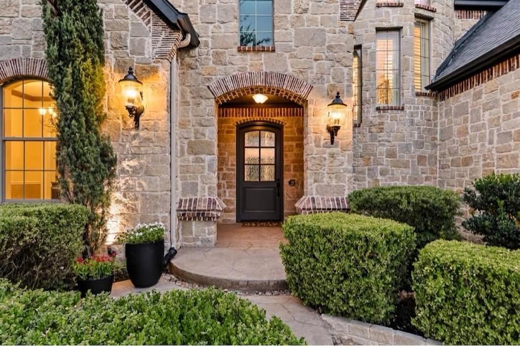 4528 Warwick Ln, Frisco, TX 75034 photo