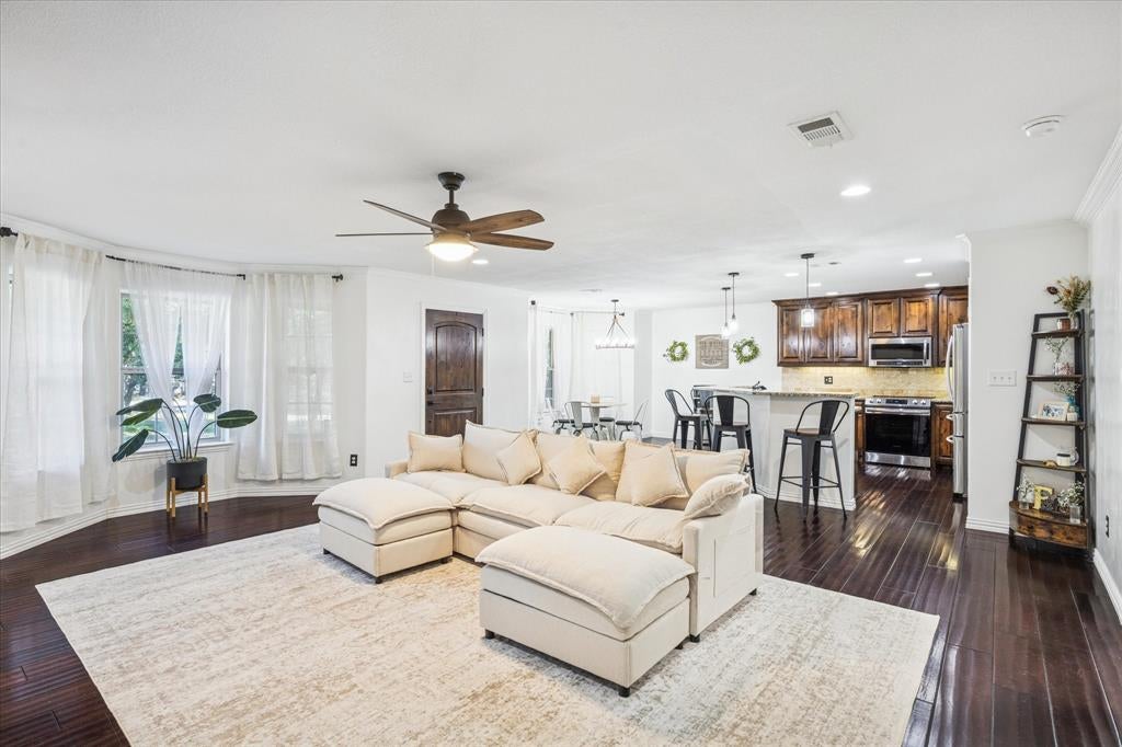 3390 Zion Hill Rd, Weatherford, TX 76088 photo