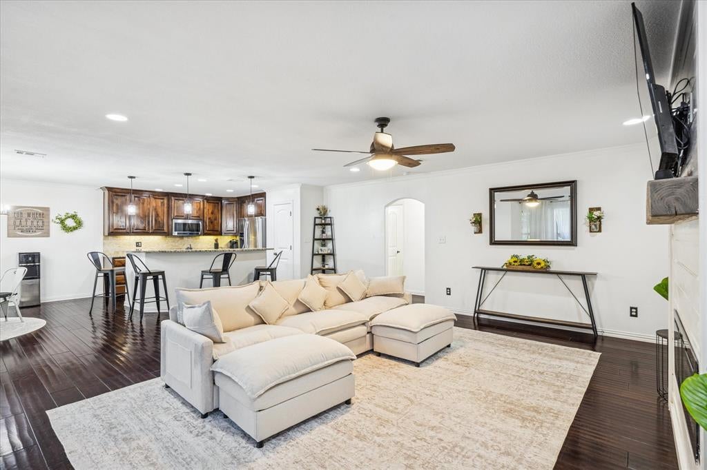 3390 Zion Hill Rd, Weatherford, TX 76088 photo