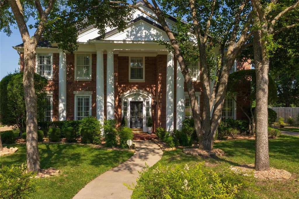 585 Oak Hill Dr, Southlake, TX 76092 photo