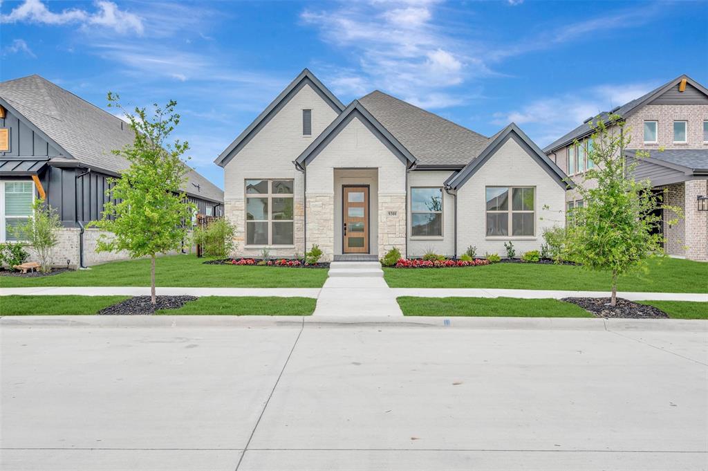 9308 Persimmon Ln, Mesquite, TX 75126