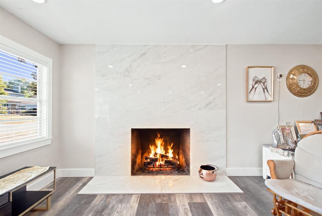 109 W 11 St, Irving, TX 75060 photo