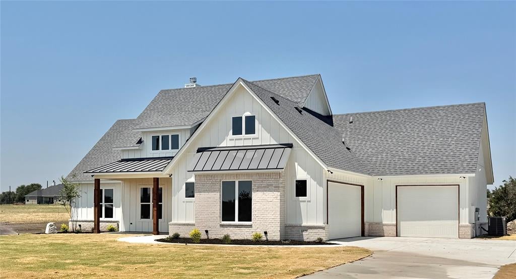 1021 Sabrina Ct, Weatherford, TX 76085