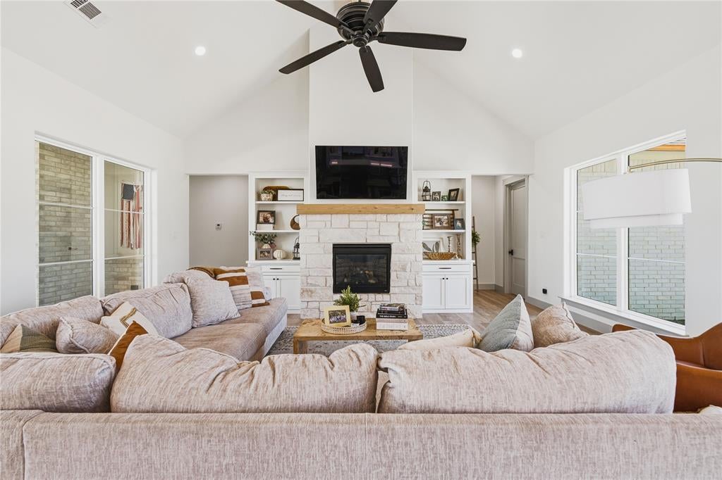 212 Dan Russell Bnd, Weatherford, TX 76087 photo