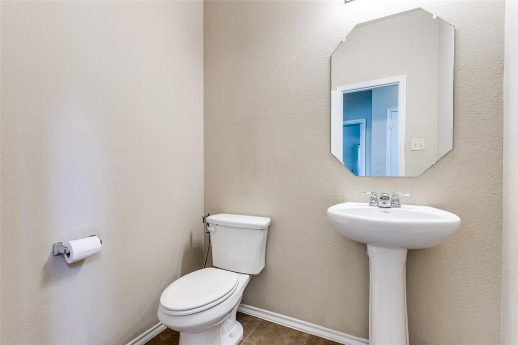 427 Paddock Ln, Celina, TX 75009 photo