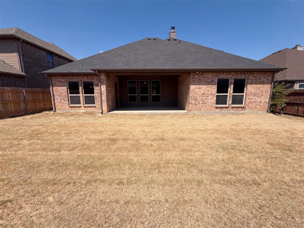 1683 Saint Croix St, Burleson, TX 76028 photo