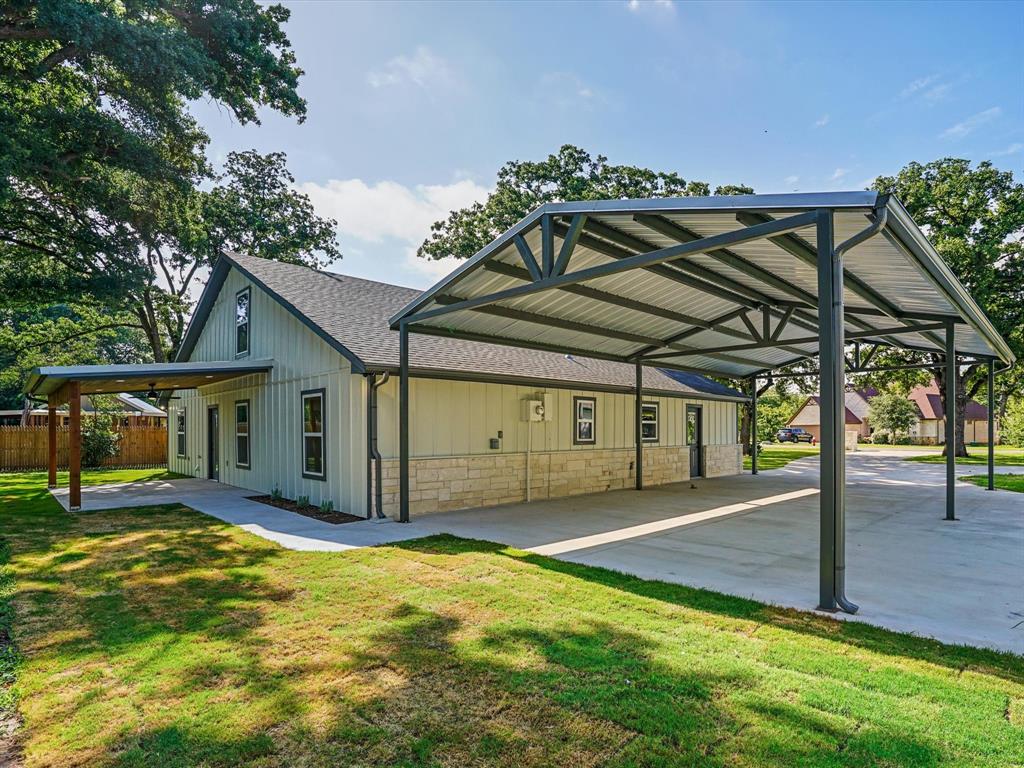 4004 Pueblo Ct, Granbury, TX 76048 photo