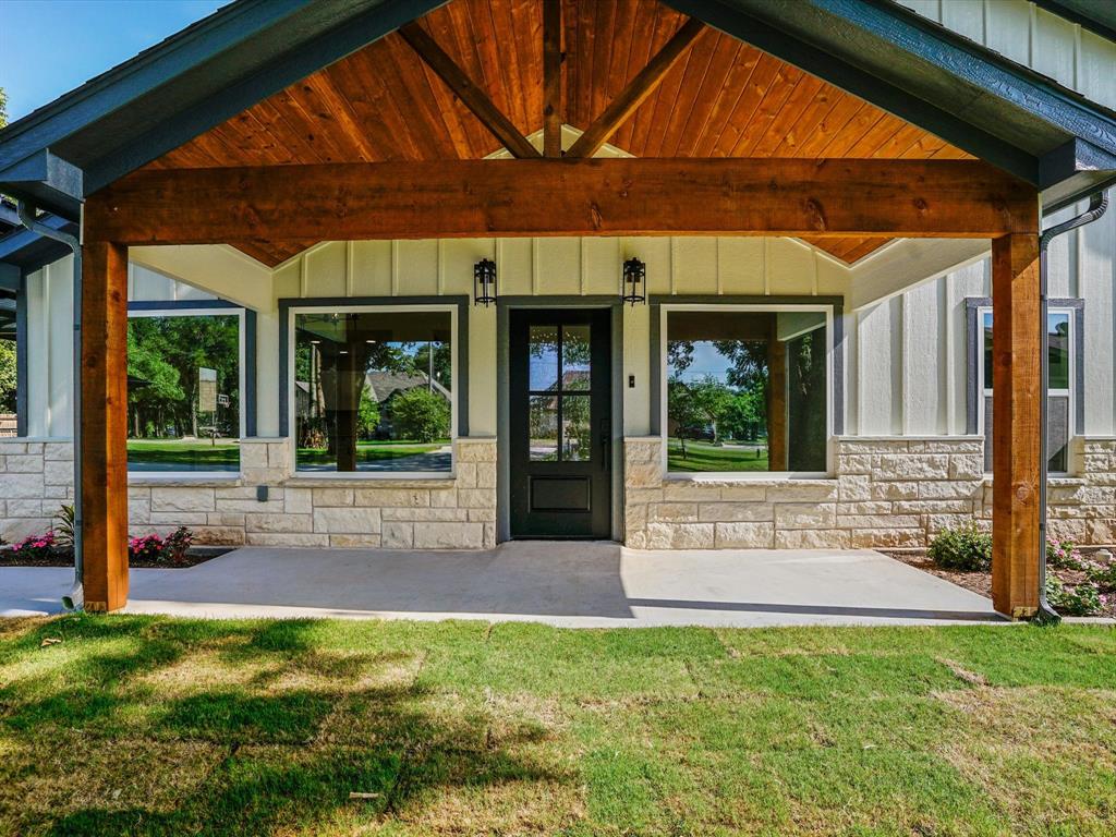 4004 Pueblo Ct, Granbury, TX 76048 photo