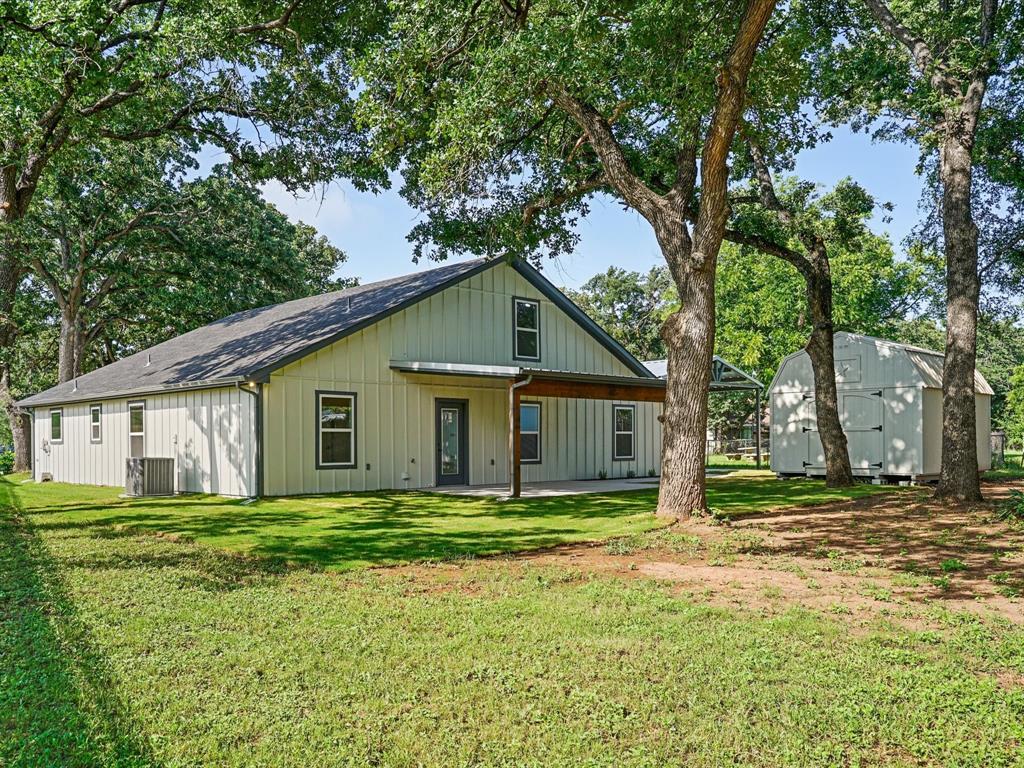 4004 Pueblo Ct, Granbury, TX 76048 photo